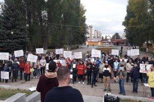 Прошел второй митинг против химвыбросов в Тольятти