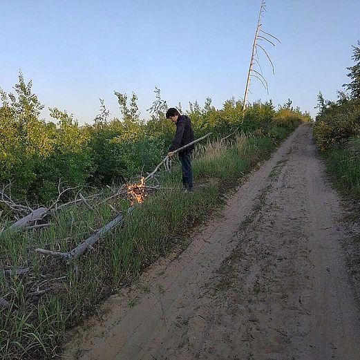 В Тольятти лесной маньяк-поджигатель напал на человека