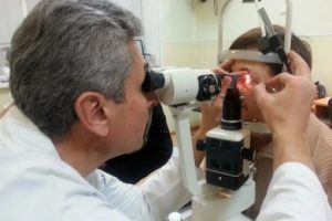 Самарские офтальмологи осмотрят тольяттинцев