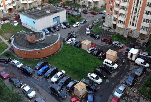 Убрать автомобили из тольяттинских дворов