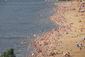 В Самаре на трех пляжах выявлена «несоответствующая микробиологическим показателям» вода