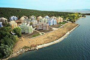 Прочь с пляжа: губернатор поручил очистить берег Волги от застройки